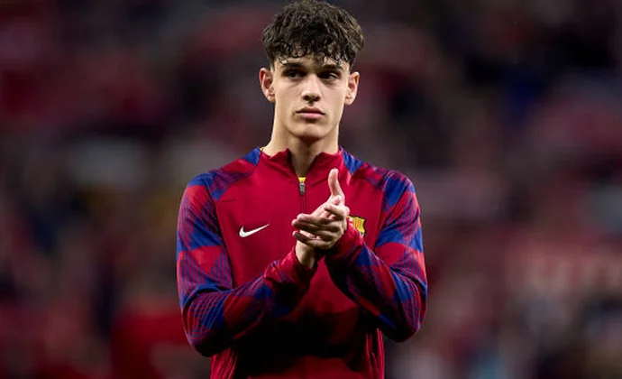 Javier Miguel asegura que Héctor Fort será titular mañana por la izquierda