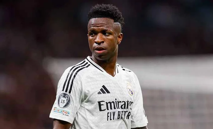 Vinicius cae lesionado y el Real Madrid emite el parte médico