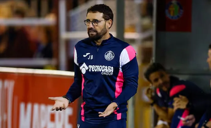 Bordalás analiza el triunfo y la actuación de Patrick Finn y Coba