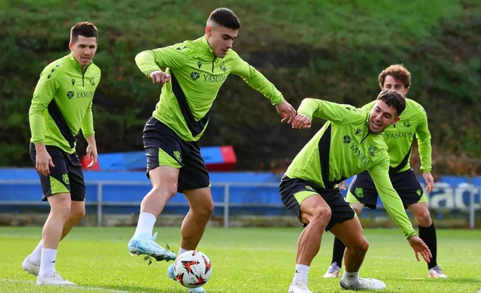 Zakharyan y Oskarsson, al margen en la segunda sesión de la semana