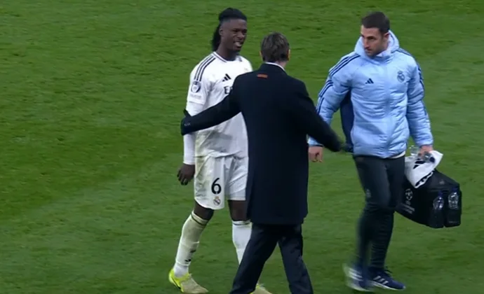 Camavinga se retira lesionado del partido de Anfield