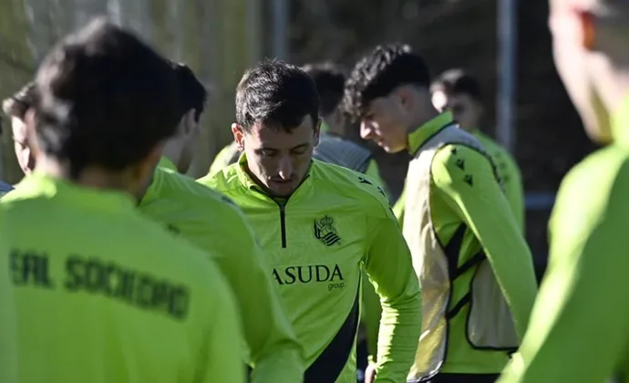 Sesión previa al duelo europeo en Zubieta sin los tres lesionados