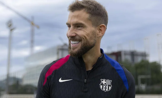 Íñigo, Yamal y Ferran empiezan la sesión del viernes con el grupo