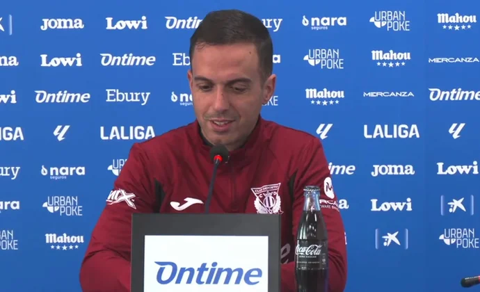 Borja Jiménez habla de Altimira, Rosier, Miramón, Nyom, Óscar, Cissé, el Alavés y esconde tres o cuatro jugadores dudosos