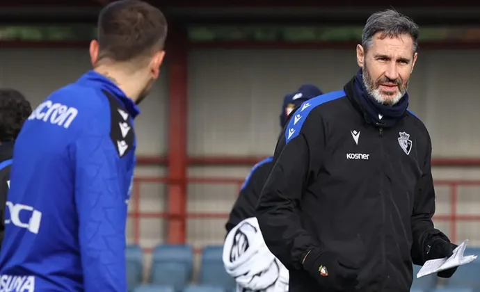 Iker Muñoz completa la sesión tras la gestión de cargas de ayer