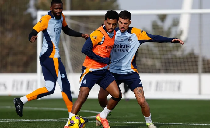 Rodrygo, Mbappé, Bellingham y Brahim completan la sesión con normalidad