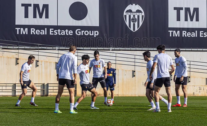 Foulquier se pierde la sesión del lunes por molestias y está pendiente de pruebas