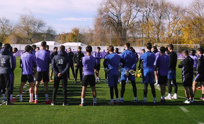 Özkacar vuelve al grupo. Raúl Moro y Amallah al margen. Kenedy parcialmente