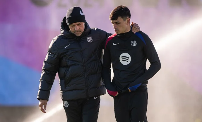 El Barcelona retoma los entrenamientos con cuatro jugadores al margen