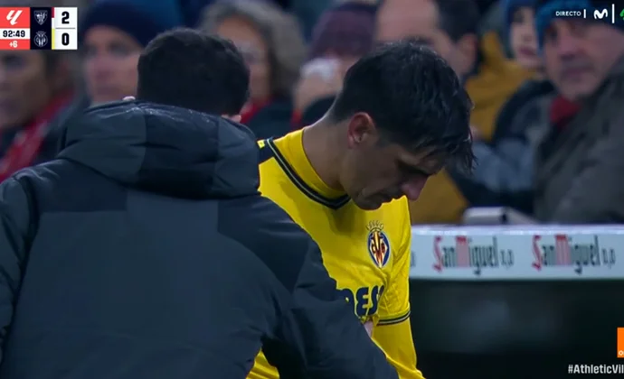 Gerard Moreno fue sustituido tras recibir un balonazo, pero no está lesionado