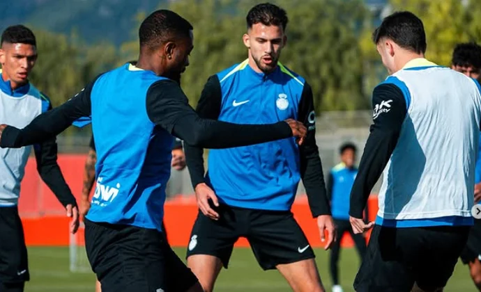 José Manuel Copete empieza la semana con el grupo