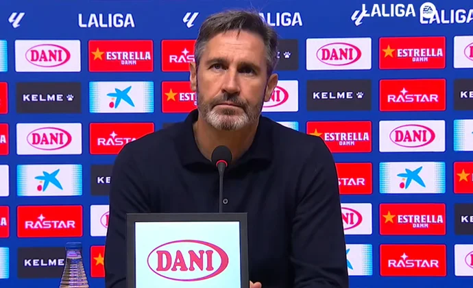 Vicente Moreno, sobre el cambio de Aimar Oroz, la actuación de Herrera y la dinámica del equipo