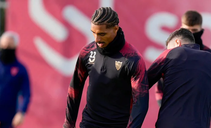 El Sevilla retoma los entrenamientos sin los cuatro lesionados