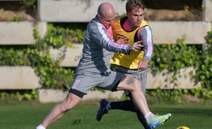 El Rayo empieza la semana sin RDT y negociando la rescisión de James