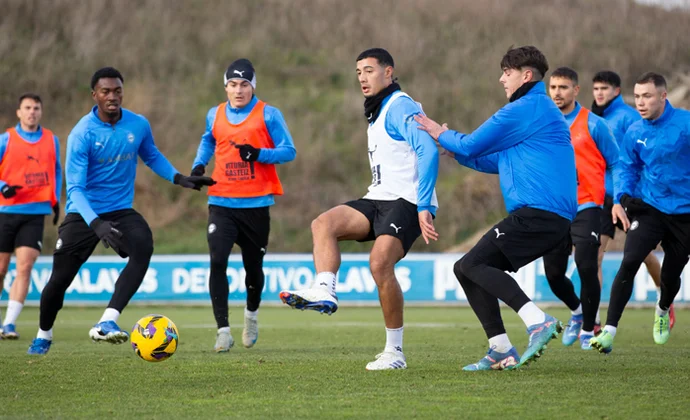El Alavés retoma los entrenamientos con la vuelta al grupo de Benavídez