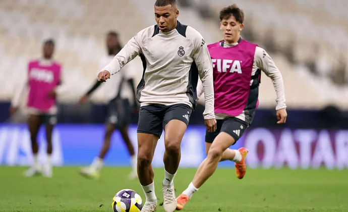 Mbappé y Bellingham completan la sesión previa a la Intercontinental en Doha