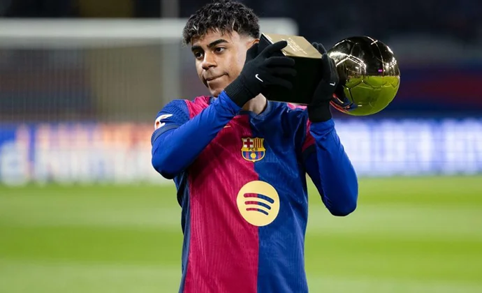 El Dr. Ripoll le añade preocupación e incertidumbre a la lesión de Lamine Yamal