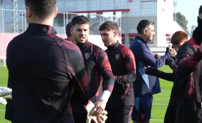 El Sevilla retoma los entrenamientos con cuatro bajas