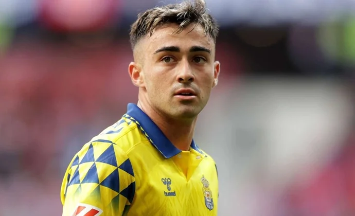 Alberto Moleiro se quedó sin minutos por precaución