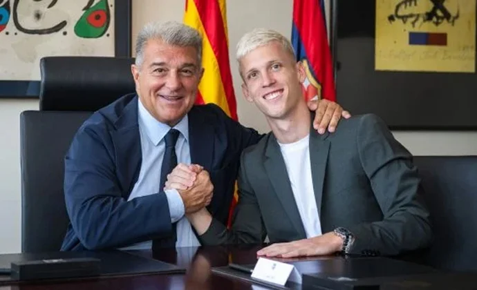 El Barcelona logra vender los palcos VIP e inscribirá a Olmo y Pau Victor el lunes