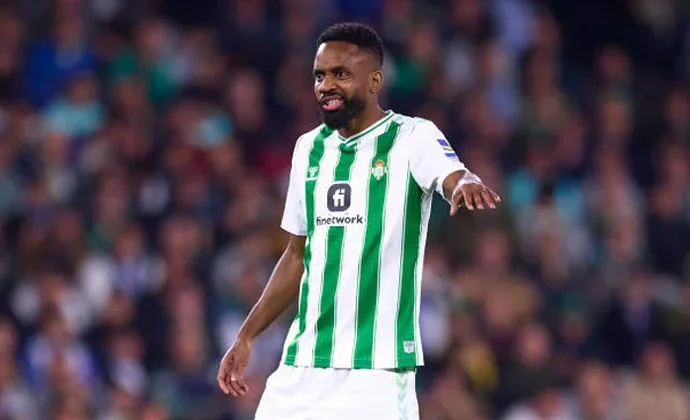 El Real Betis declara a Cédric Bakambu transferible
