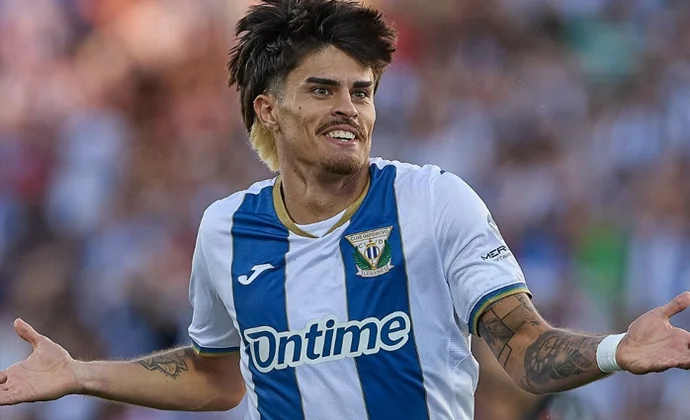 Juan Cruz abandona la jerarquía importante con la puerta del once entreabierta