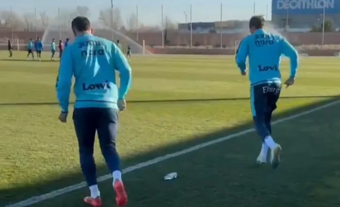 Primera sesión tras las vacaciones con Tapia y Nastasic al margen