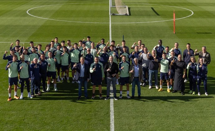 Las Palmas cierra el año con la única baja de Viti Rozada