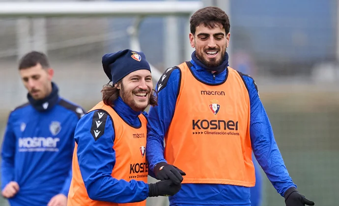 Arnaiz sigue al margen y Kike Barja se retira con molestias