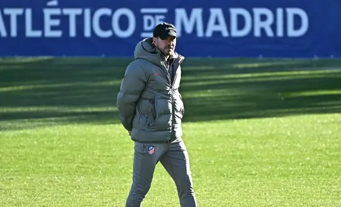 Simeone ensaya once para la Copa sin Oblak ni Llorente