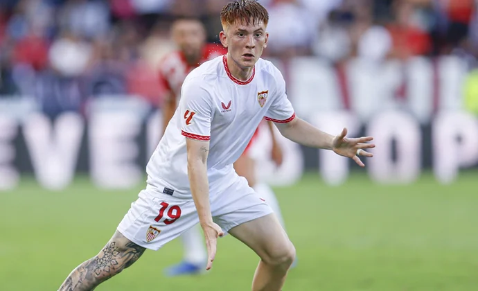 Sevilla y Brighton acuerdan la rescisión de la cesión de Valentín Barco para este fin de semana