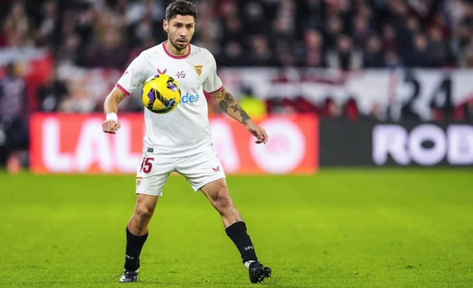 Sevilla y River inician negociaciones por Gonzalo Montiel