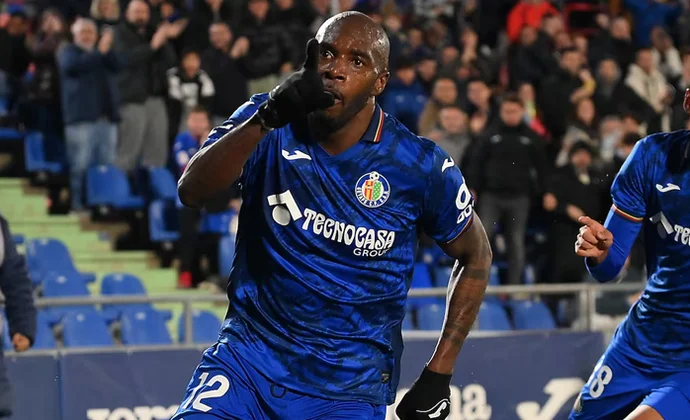 Nyom terminó el año lesionado y será baja en el partido de Copa