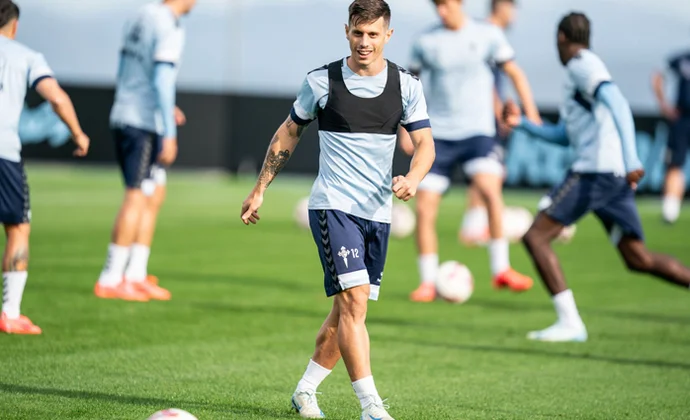 Douvikas y Ristic, bajas en el entrenamiento de este viernes