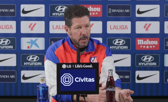 Simeone, sobre Molina, Olmo, el mercado y el Marbella