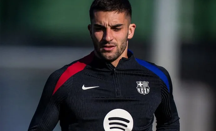 Lamine Yamal completó la sesión del lunes y Ferran hizo una parte