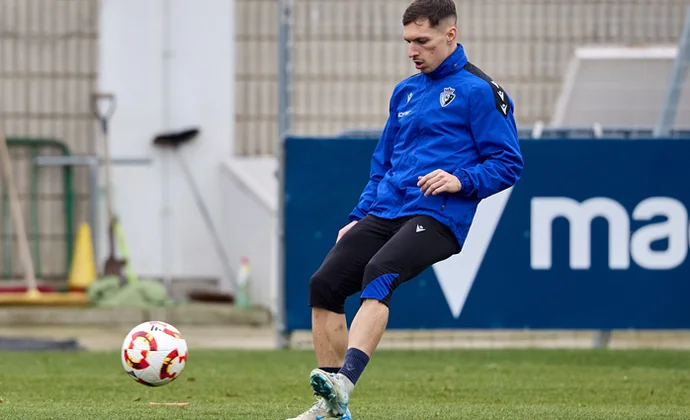 Bryan Zaragoza acorta plazos y se probará pronto con el grupo