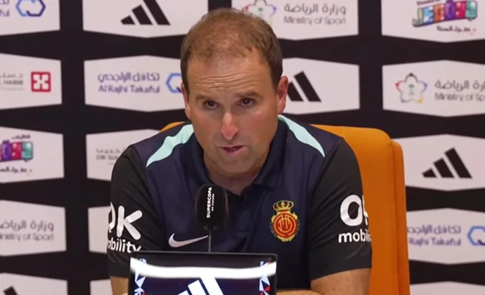 Arrasate analizó la derrota, los dos goles finales y explica el problema que tuvo Raíllo