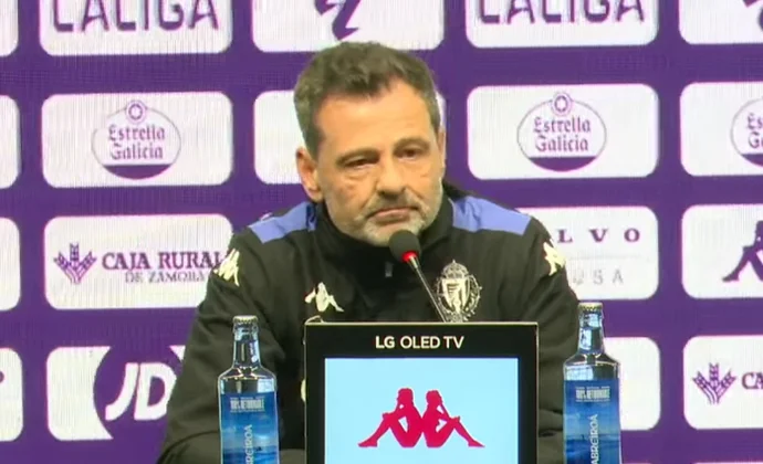 Cocca explica cómo llega el equipo, reconoce que necesita refuerzos y habla del sistema y de Hein, Juric y Raúl Moro