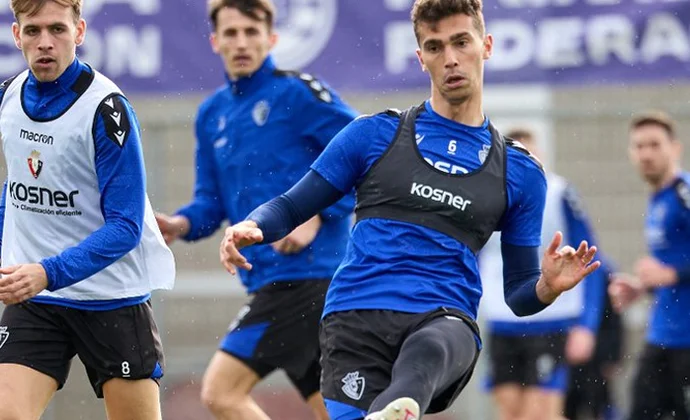 Kike Barja y Unai García entrenan con normalidad y Bryan Zaragoza es la única baja