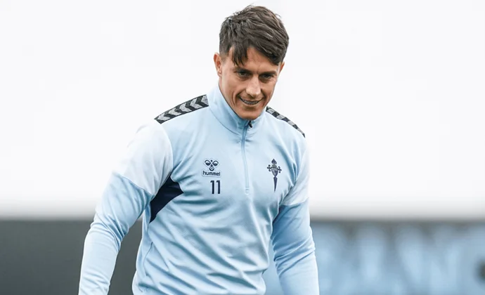 La sorprendente apuesta de Faro de Vigo por Cervi y Douvikas en el once de hoy