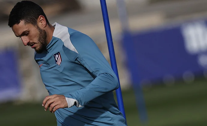 Koke se incorpora al grupo en una sesión sin Simeone
