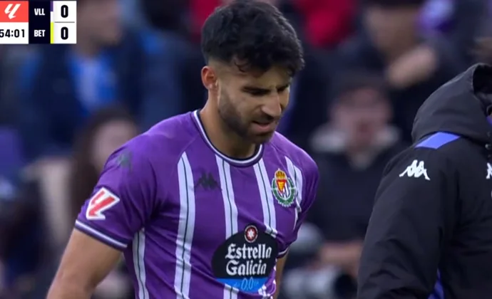 Juma Bah y Cömert se retiraron con molestias. Anuar y Kike Pérez con calambres