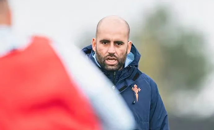 Ristic hace parte de la sesión con el grupo. Aspas, Alonso y Alfon, al margen