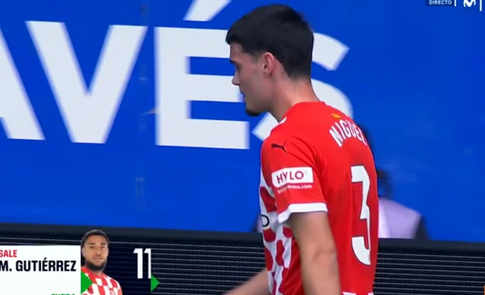 Miguel Gutiérrez también pide el cambio por molestias en Mendizorroza