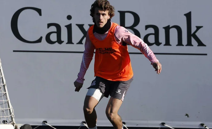 Carlos Romero y Antoniu Roca entrenan con el grupo