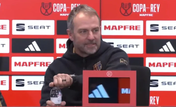 Flick, sobre Araujo, Olmo, Pau Víctor, Ansu Fati, Szczesny, Iñaki Peña y el partido contra el Betis