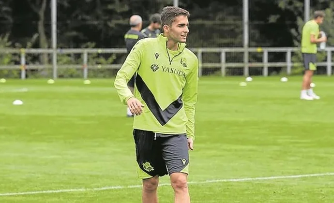 Zakharyan vuelve a tener molestias en el tobillo recién recuperado