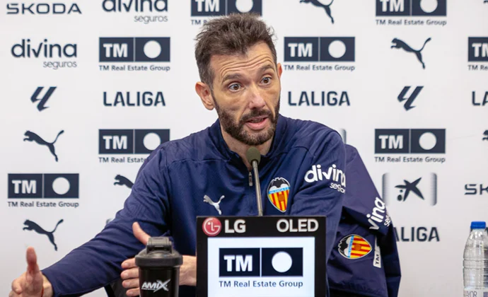 Corberán juega al despiste con Sadiq y habla de Gayà, Fran Pérez, Rioja, Aarons, Caufriez, Valera y la Real Sociedad