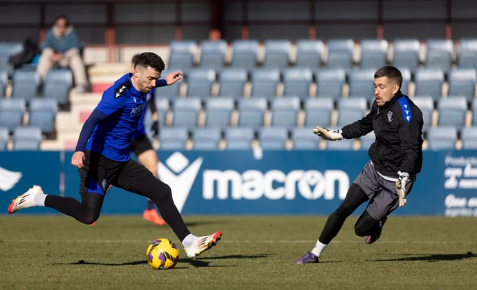 Sergio Herrera hace trabajo de recuperación con normalidad. Rubén Peña y Arnaiz siguen con fiebre